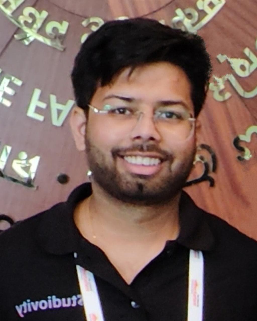 MR. AKSHAY JAIN